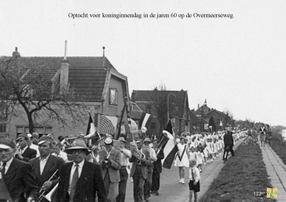 0122__Optocht_Koninginnedag_
