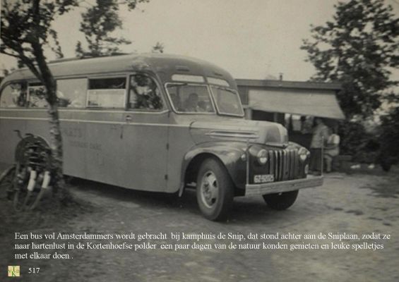 0517 Bus vol Amsterdammers. 
