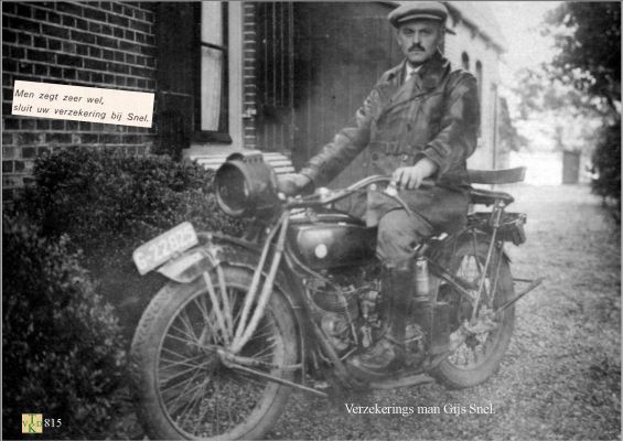 0815
Verzekerings- man op de motorfiets
