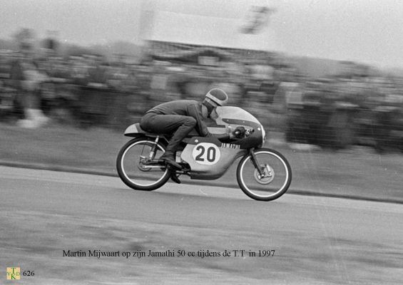 0626  Motorrace.
