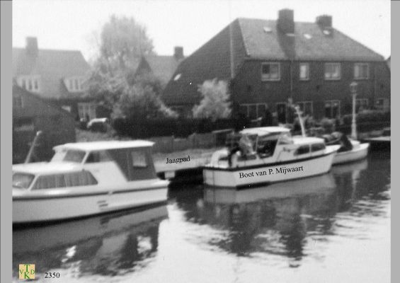 2350
 Vanaf de Vecht.
