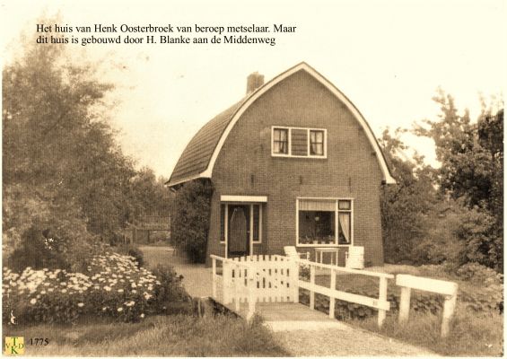 1775 
Zelf gemetselde woning.
