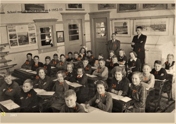 2083_School_met_de_bijbel
