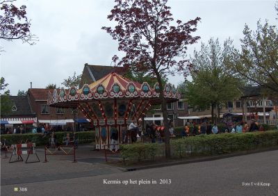 308_
kermis op het plein
