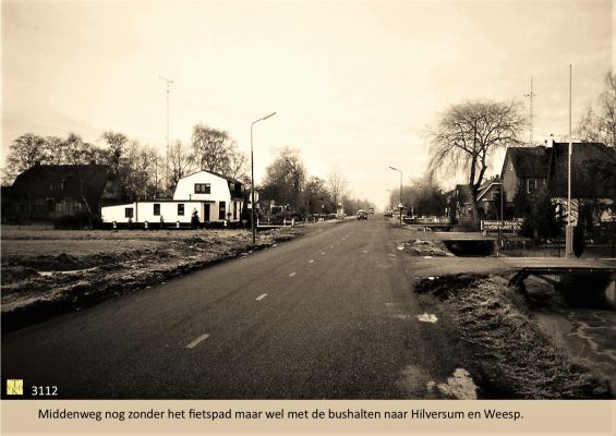 3112_
Zonder_fietspad_en_met_bushalten
