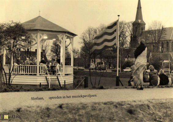 3310
Slotlaan_optreden_in_de_muziekpavaloen
