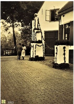 3353
Versierde_straat
