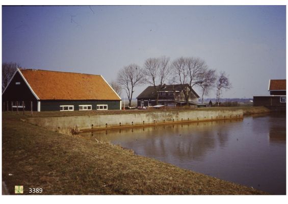 3389
Poldergemaal met Boezemkanaal
