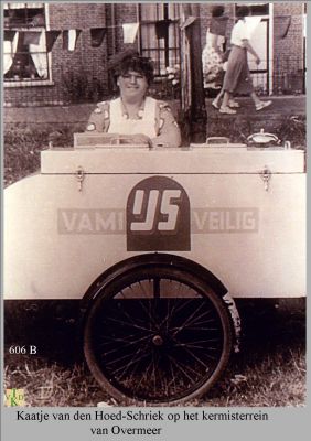 0606__Ijscovrouw
