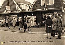 Bestandsnaam=1044___Winkel_van_Brinkers.jpg
Bestandsgrootte=559KiB
Afmetingen = 1754x1240
Datum toegevoegd = 15-12-2019 1044___Winkel_van_Brinkers.jpg