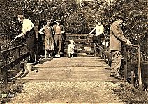 Bestandsnaam=2092_Op_de_brug_vissen.jpg
Bestandsgrootte=854KiB
Afmetingen = 1754x1240
Datum toegevoegd = 31-12-2019 2092_Op_de_brug_vissen.jpg