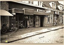 Bestandsnaam=2433_Winkel_van_Jan_Smit~0.jpg
Bestandsgrootte=605KiB
Afmetingen = 1754x1240
Datum toegevoegd = 08-01-2020 2433_Winkel_van_Jan_Smit~0.jpg