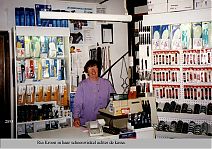 Bestandsnaam=2893_Schoenwinkel_Kroon.jpg
Bestandsgrootte=290KiB
Afmetingen = 1754x1240
Datum toegevoegd = 28-04-2017 2893_Schoenwinkel_Kroon.jpg