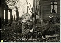 Bestandsnaam=3021_Voor_het_houtenhuis_.jpg
Bestandsgrootte=359KiB
Afmetingen = 1754x1240
Datum toegevoegd = 04-08-2017 3021_Voor_het_houtenhuis_.jpg