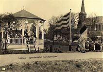 Bestandsnaam=3310__Slotlaan_optreden_in_de_muziekpavaloen.jpg
Bestandsgrootte=405KiB
Afmetingen = 1754x1240
Datum toegevoegd = 23-01-2020 3310__Slotlaan_optreden_in_de_muziekpavaloen.jpg