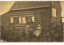 Bestandsnaam=3376_Houtenhuis_van_Blom.jpg
Bestandsgrootte=716KiB
Afmetingen = 1754x1240
Datum toegevoegd = 12-02-2019 3376_Houtenhuis_van_Blom.jpg