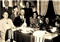Bestandsnaam=3490_Famillie_Portengen.jpg
Bestandsgrootte=268KiB
Afmetingen = 1754x1240
Datum toegevoegd = 31-01-2020 3490_Famillie_Portengen.jpg