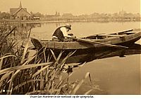 3932_Hoetmer_in_boot_Spiegelplas.jpg