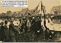 Bestandsnaam=432_Gecostumeerd_feest.jpg
Bestandsgrootte=349KiB
Afmetingen = 1754x1240
Datum toegevoegd = 18-11-2019 432_Gecostumeerd_feest.jpg