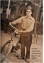 Bestandsnaam=A99999_(FTWN1)_@19600000F_@Met de fiets in de hand_@Overmeerseweg_@_(2021-03-11-4029_C.v. Diermen).jpg
Bestandsgrootte=554KiB
Afmetingen = 1240x1754
Datum toegevoegd = 06-02-2021 A99999_(FTWN1)_@19600000F_@Met de fiets in de hand_@Overmeerseweg_@_(2021-03-11-4029_C.v. Diermen).jpg
