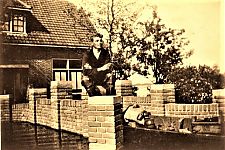 Bestandsnaam=A99999_(INDT1)_@19400000F_@Op-de-brugleuning_@Middenweg_@_(10577-3415_n.b).jpg
Bestandsgrootte=105KiB
Afmetingen = 483x322
Datum toegevoegd = 28-01-2020 A99999_(INDT1)_@19400000F_@Op-de-brugleuning_@Middenweg_@_(10577-3415_n.b).jpg