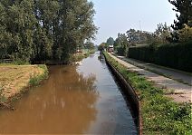 Bestandsnaam=_De_noordtkant_van_de_tochtsloot.jpg
Bestandsgrootte=633KiB
Afmetingen = 1754x1240
Datum toegevoegd = 08-03-2020 _De_noordtkant_van_de_tochtsloot.jpg