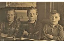Bestandsnaam=_In_de_schoolbank_.jpg
Bestandsgrootte=340KiB
Afmetingen = 1754x1240
Datum toegevoegd = 15-03-2020 _In_de_schoolbank_.jpg