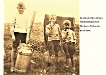Bestandsnaam=_Met_het_ijs_in_de_mond_.jpg
Bestandsgrootte=270KiB
Afmetingen = 1754x1240
Datum toegevoegd = 25-09-2020 _Met_het_ijs_in_de_mond_.jpg