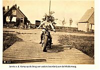 Bestandsnaam=_jannie_op_de_moter.jpg
Bestandsgrootte=366KiB
Afmetingen = 1754x1240
Datum toegevoegd = 03-08-2021 _jannie_op_de_moter.jpg