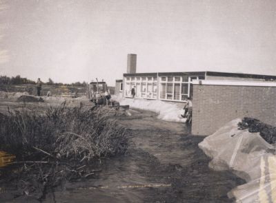 Aanleggen-Randweg
Uitvoering werkzaamheden zandbaan t b v de aan te leggen Randweg-  Nabij de Kremerschool
Trefwoorden: Werkzaamheden