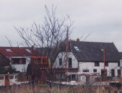 Uitzicht-op-voormalig-hoepelbuigerij
Gezicht op voormalig hoepelbuigerij aan achterzijde Tuindorp.
Vanaf Nigtevechtseweg een nieuw bouwplan Klein Schulpenburg.
