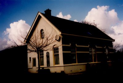 Boerderij-de-Horst
Boerderij    de Horst      1903  van de fam P- Voshaart Middenweg 32-  Zie ook 5-15-11
Trefwoorden: Boerderijen Boerenbedrijf