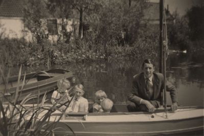 Zeilboot
Uitzoeken
