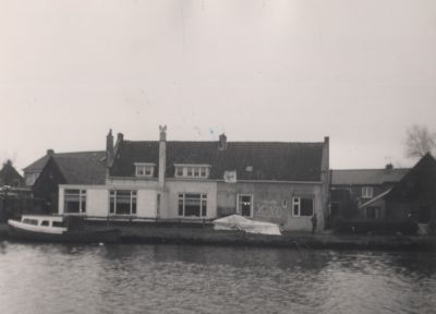 Vreelandseweg-32-34
Verbouwing woonhuis aan de Vreelandseweg 32 -34-  Later een Snackbar en een Caf  -  Huis was van Jan Hoed
Trefwoorden: Bouwwerk