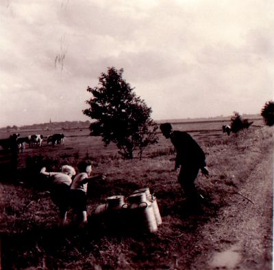 Cor-Wenneker-op-de-boerderij
Boerderij Roosendaal
