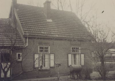 Boerderij-van-Henk-Snel
Nu is er de Lijsterlaan vanaf de Overmeerse weg
Zie reg. nr. 1-36-1
