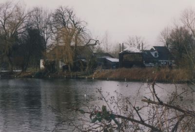 Hinderrust
Boerderij Hinderrust op de Hinderdam gelegen aan de vecht.
