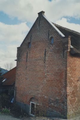 Topgevel
Topgevels woning P. Hesseling (ex Ploegstra) op de Eilandseweg 16A.
Zie uitgave: Boerderijen. Werinon 51
Trefwoorden: Horn- en Kuijerpolder