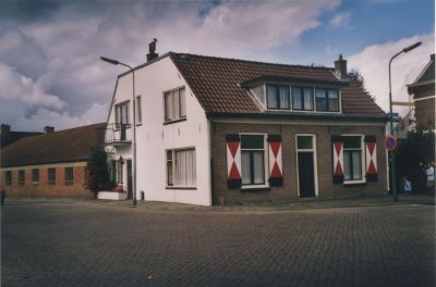 Tapijthoeve
6-15-4b Tapijthoeve  Voorheen boerderij van de fam Groenendaal
