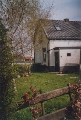 Oude-huis-van-de-Fam-de-Jong
Oude huis van de familie de Jong.
Nieuw woonhuis staat gepland.
