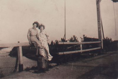 Bab-en-Annie-van-Benschop
Vechtbrug is oude brug over het boezemkanaal van de Horstermeer.
