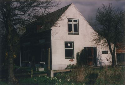 Voormalig-huis-Fam-Schoordijk
Voormalige woning van de Fam Versluis op deze plaats zijn 2 nieuwe woningen gebouwd.
Fam. Versluis is verhuisd naar de Vreelandseweg 7b.
