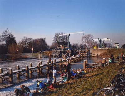Sluis-bij--t-Hemeltje
Het bevroren Hilversums Kanaal.
