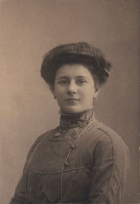Stien-Nieuwendijk
Trefwoorden: Familiefoto