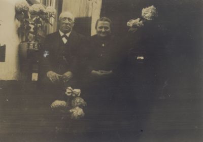 Familie-Hagen
Opa en oma Hagen (van de Hinderdam?)
