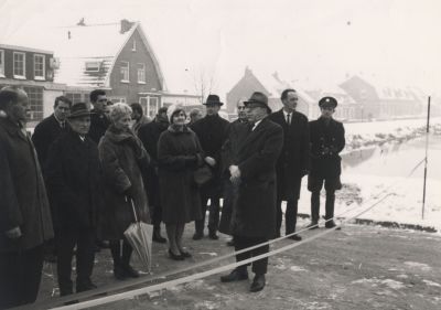 Opening-Van-De-Dam
Opening van 