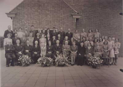 Jubileum
Openbare Lagere School.
Bij gelegenheid van 12 ½ jarig jubileum van de Meester Kremerschool
