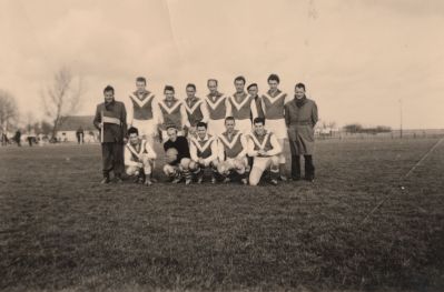 Voetballers-Avance-Avanceveld
Voetballers Avance, Avanceveld Overmeer.
Trefwoorden: Avance