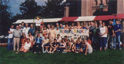 Rommelmarkt-R-K-Kerk
De groep aktievelingen.
Zij verzorgen elke jaar de Rommelmarkt , t.b.v. van de Katholieke Kerk.
