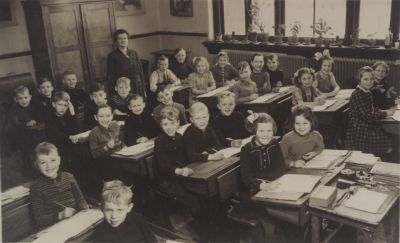 Warinschool
Klassefoto.
Juf de Geus.
